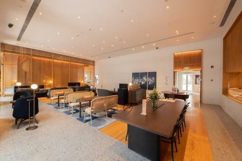 Hotel ?????????the Sh�ng By Artyzen Qiantan Shanghai