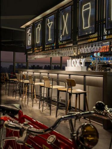 Hotel Moxy Shanghai Xuhui