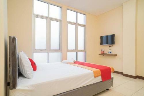 Hotel Reddoorz Near Stasiun Tangerang