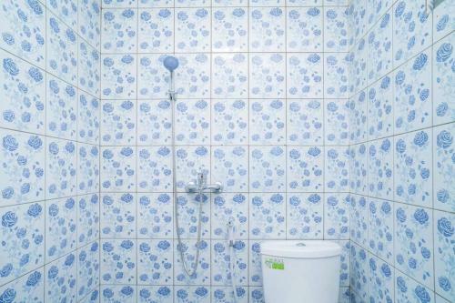 Hotel Reddoorz Near Stasiun Tangerang