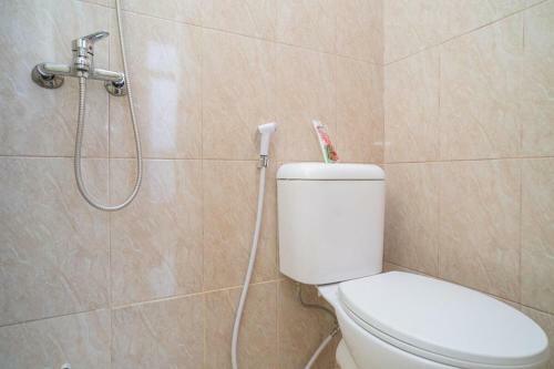 Hotel Reddoorz Near Stasiun Tangerang