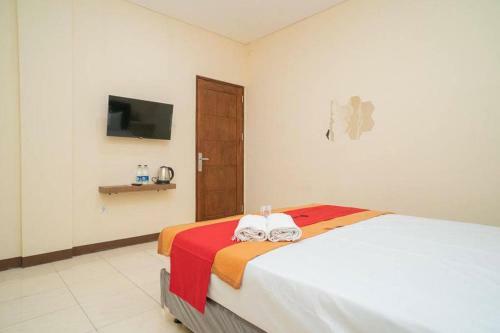 Hotel Reddoorz Near Stasiun Tangerang