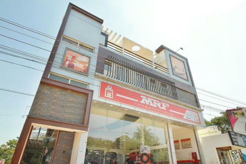 Hotel Oyo Flagship 11531 Sathya Lodge