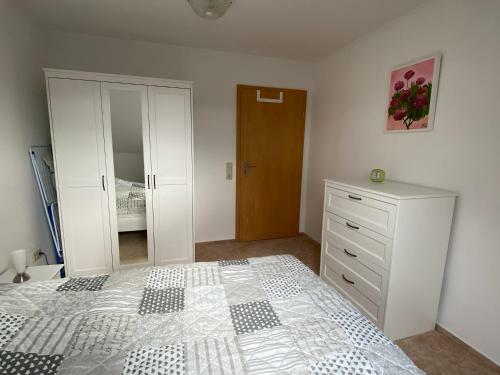 Apartamento Sch�n M�blierte Wohnung In Genthin/ Ot Tucheim