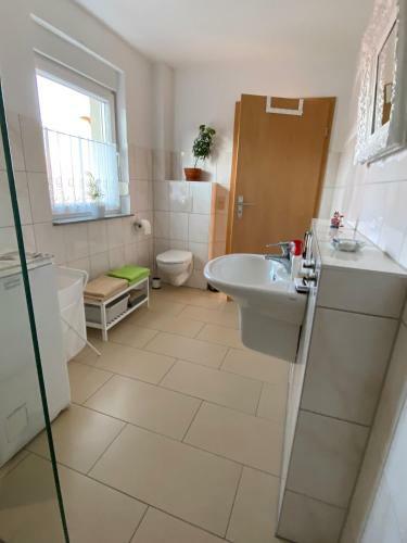 Apartamento Sch�n M�blierte Wohnung In Genthin/ Ot Tucheim