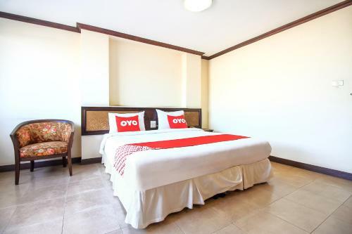 Oyo 383 White Inn Hotel