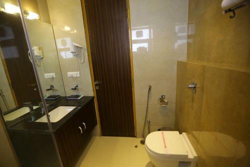 Hotel Gurveer Royal