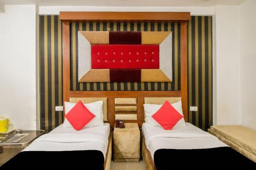 Capital O 69127 Hotel Syona Residency 2