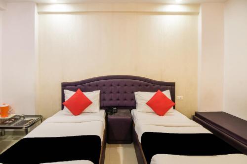 Capital O 69127 Hotel Syona Residency 2