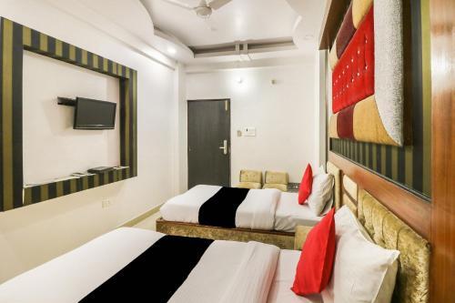Capital O 69127 Hotel Syona Residency 2