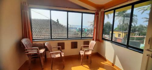 Nitesh Home Stay