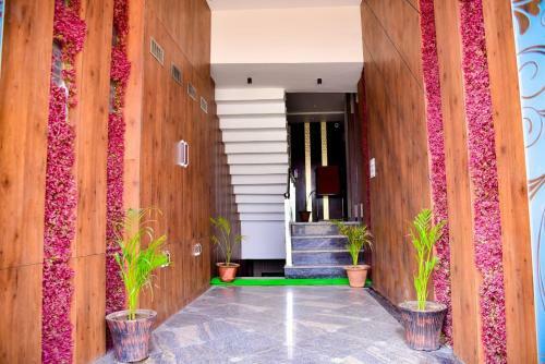 Hotel Olive Crown