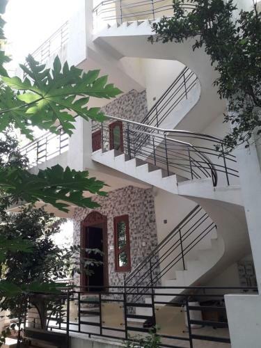 Hostal Living Edge Residency
