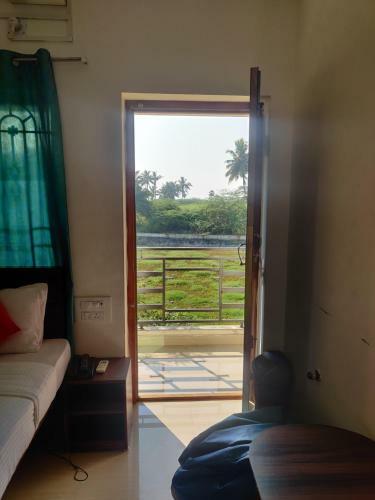 Hostal Living Edge Residency