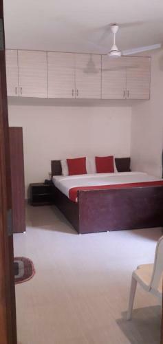 Hostal Living Edge Residency