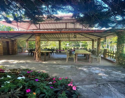 Oxyzone Coorg By Stayapart