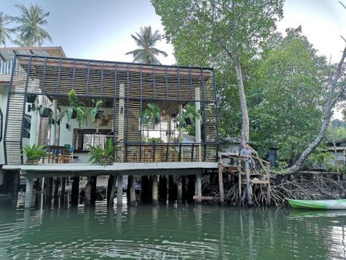 Hotel Escape Life Koh Kood