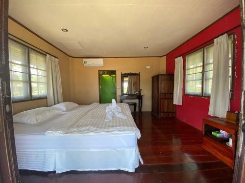Hostal Kinnaree Resort Koh Kood