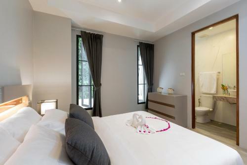 Twin Villas Seaview Kata