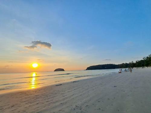 Apartamento Ozone Condotel Unit A609, Kata Beach