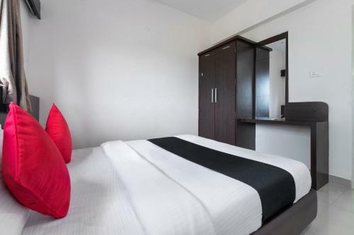 Collection O 26230 Hotel Nirvikalpa