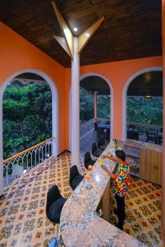 Treehouse Vega, A Boutique Hotel