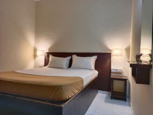 Hotel Alanapoolstay