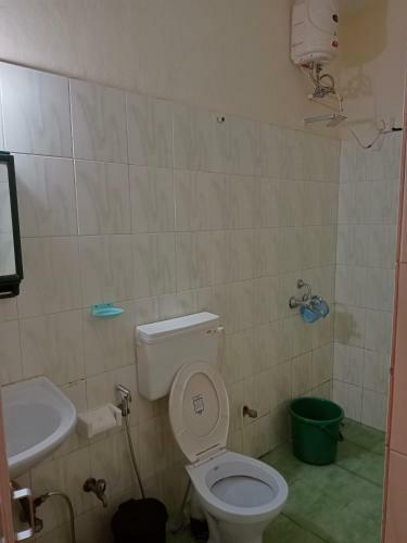 Hotel Alanapoolstay