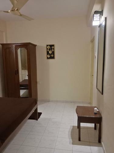 Hotel Alanapoolstay