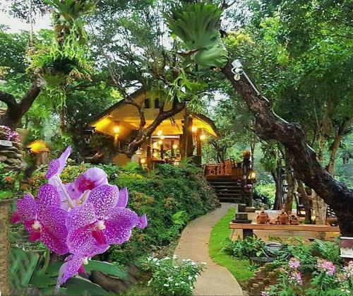 Bed & Breakfast Theroadview Resort
