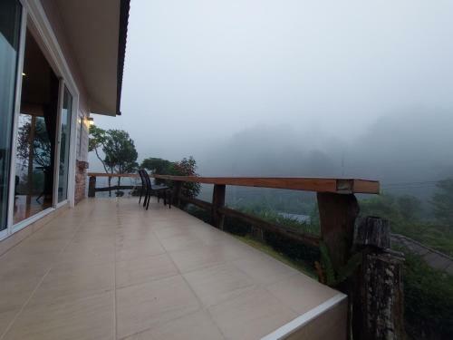 Bed & Breakfast Theroadview Resort