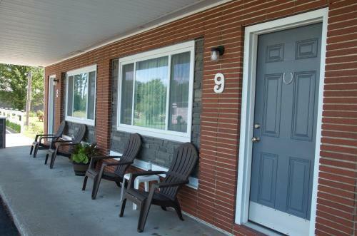 Sara Glen Motel