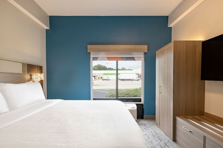Hotel Holiday Inn Opelousas