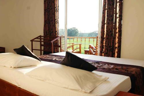 Hostal Manel Guest House