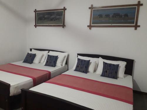 Hotel Cannel Side Guest House