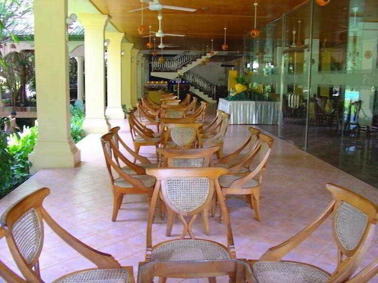 Hotel Sudu Araliya