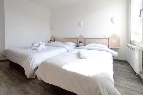 East Hotel 67