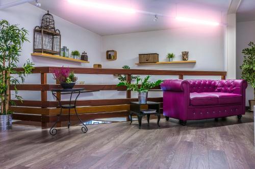 East Hotel 67