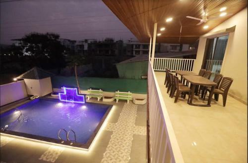 Crystal Villa