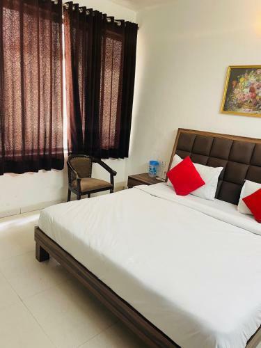 Hotel The Panachi