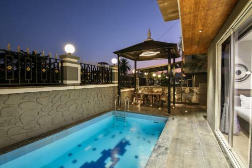Brite Villas