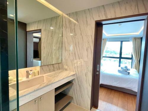 Seaview Apartment In Mida Grande Resort