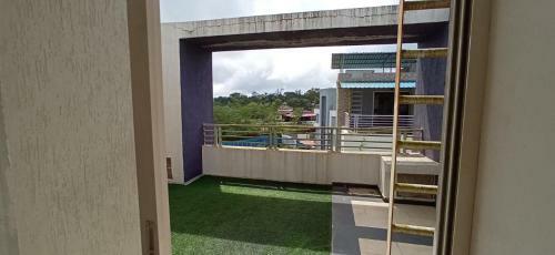 Comfortable 3-bhk Luxurious Villa With Parking
