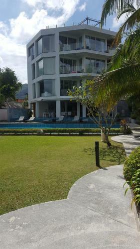 Apartamento Bangtao Beach Front By Lofty