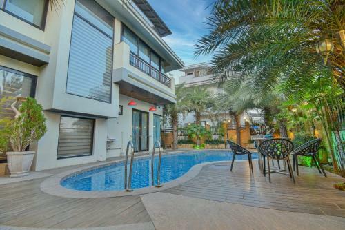 Villa Palm Heritage 4 Bhk