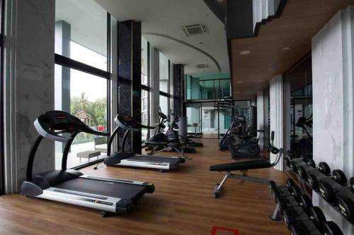 Brand New 2 Bed Rooms Apartment @ Surin Beach