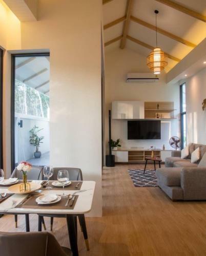 Villa Tri Thalang