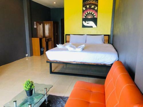 Pond's Hostel