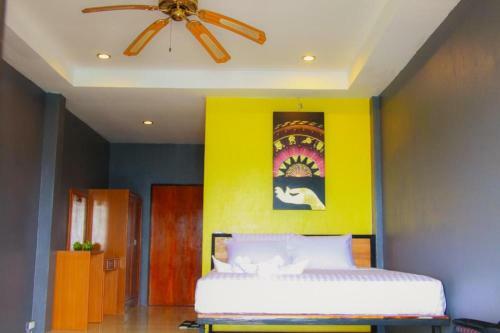 Pond's Hostel