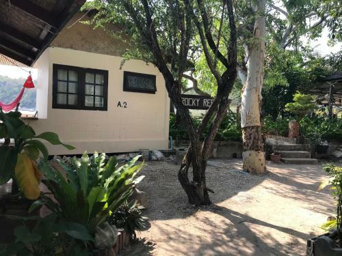 Hotel Rocky Resort